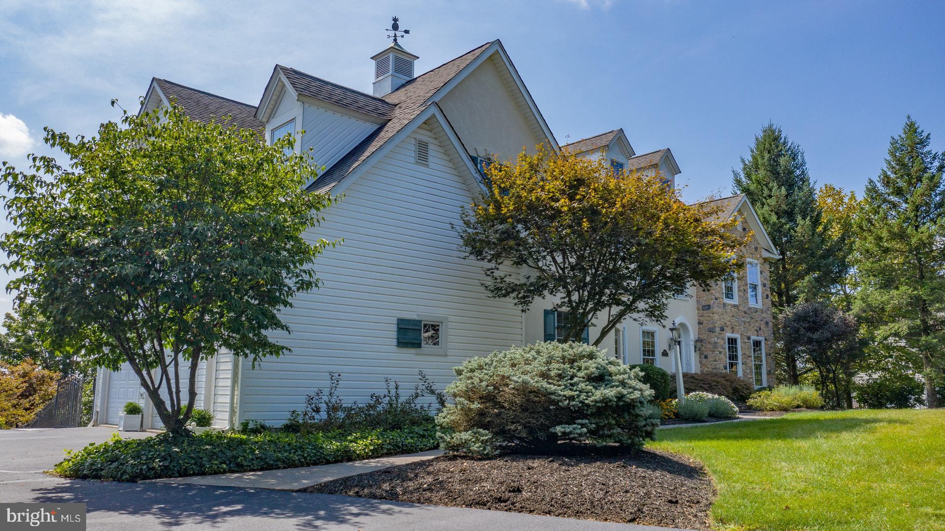6634 Overlook Road Orefield, PA 18069 - Photo 5 of 53 Gallery Image 5