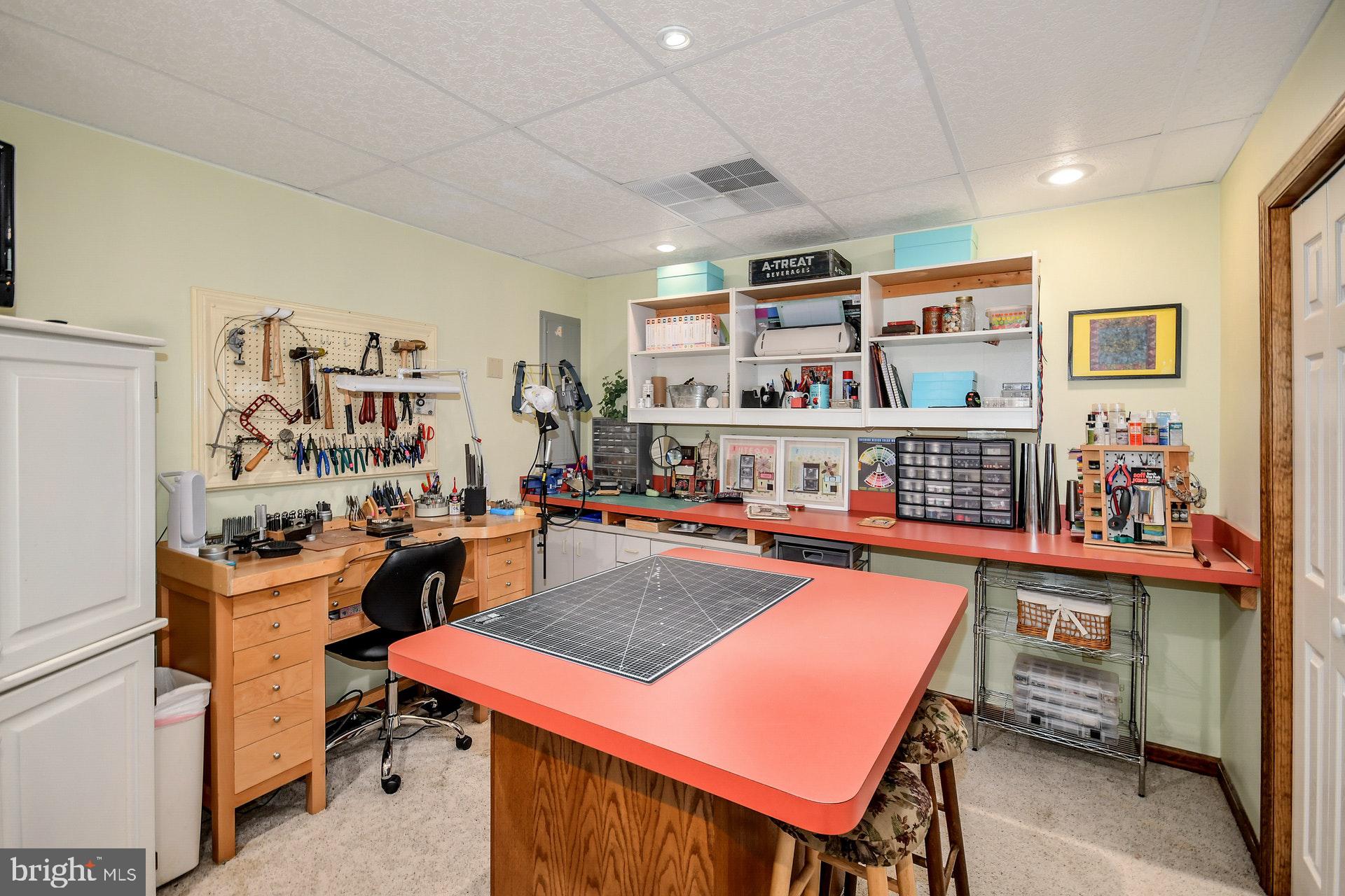 6634 Overlook Road Orefield, PA 18069 - Photo 41 of 53 Gallery Image 41