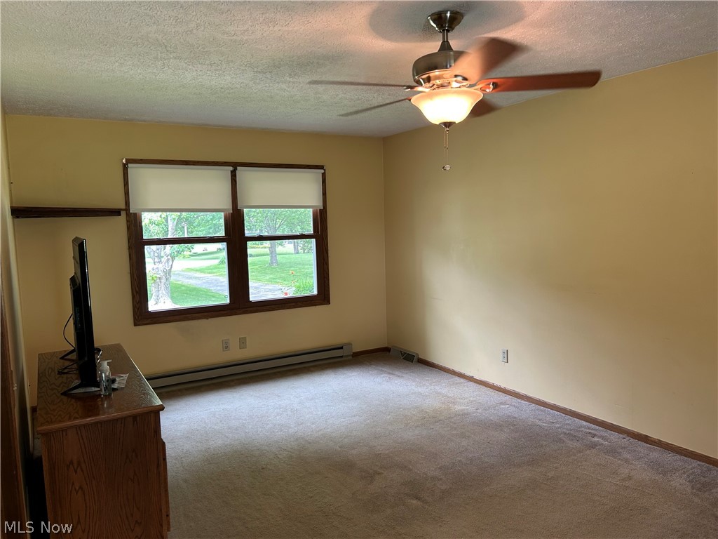 4330 Laubert Road Atwater, OH 44201 - Photo 10 of 16 1st floor master/in law suite