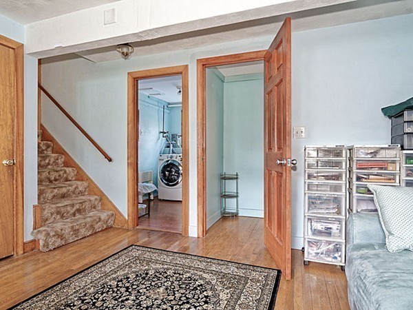 44 Kingston Road Waltham, MA 02451 - Photo 13 of 28