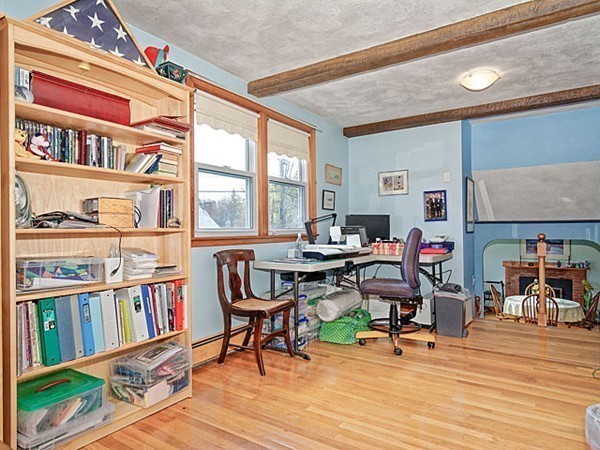 44 Kingston Road Waltham, MA 02451 - Photo 4 of 28