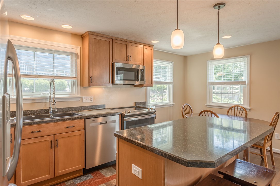 717-719 Turk Hill Road Perinton, NY 14450 - Photo 6 of 42 Gallery Image 6