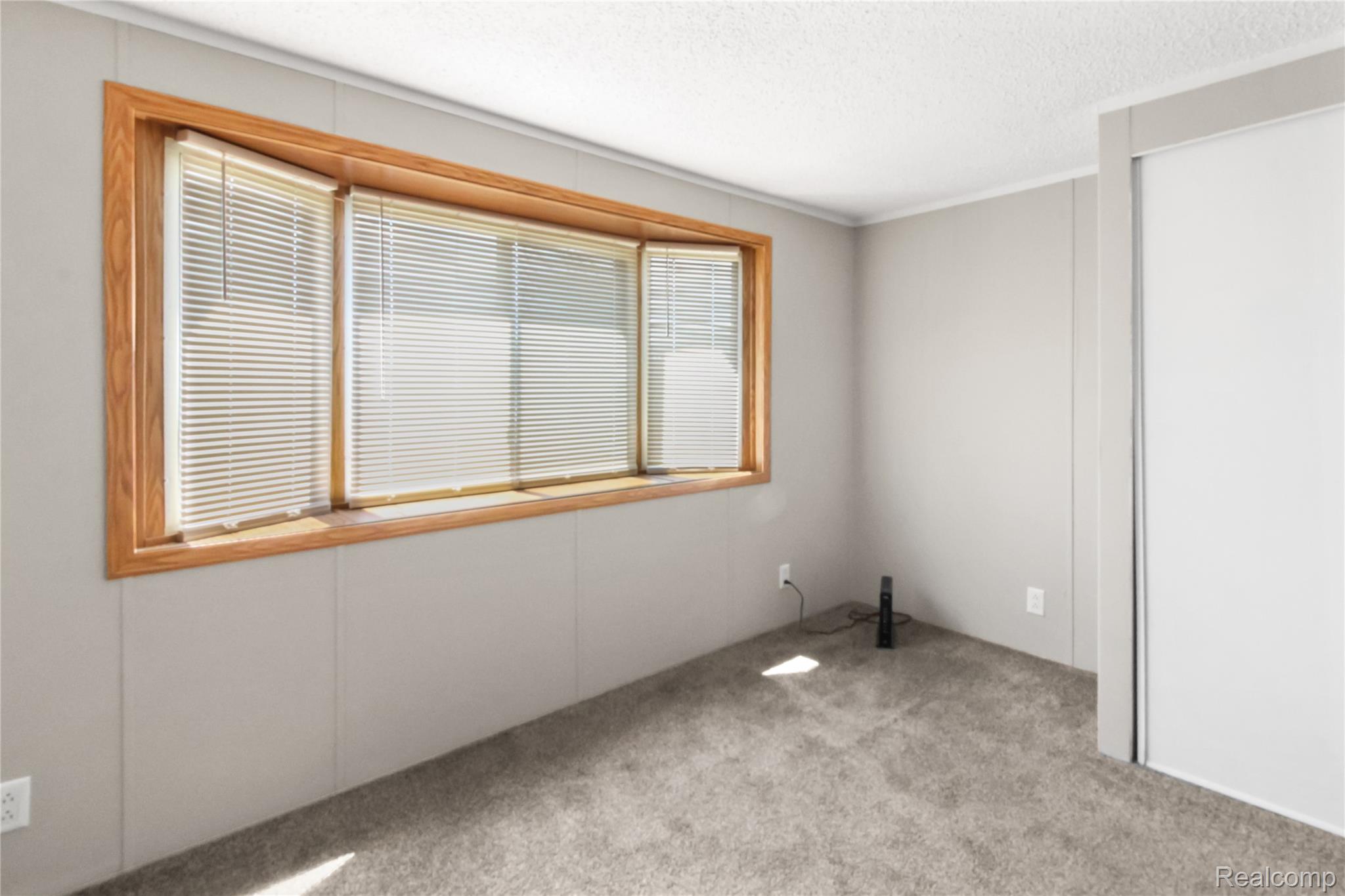 46000 Geddes Road, Unit 7 Canton, MI 48188 - Photo 9 of 11 IMG_7712 (1) - Copy.jpg
