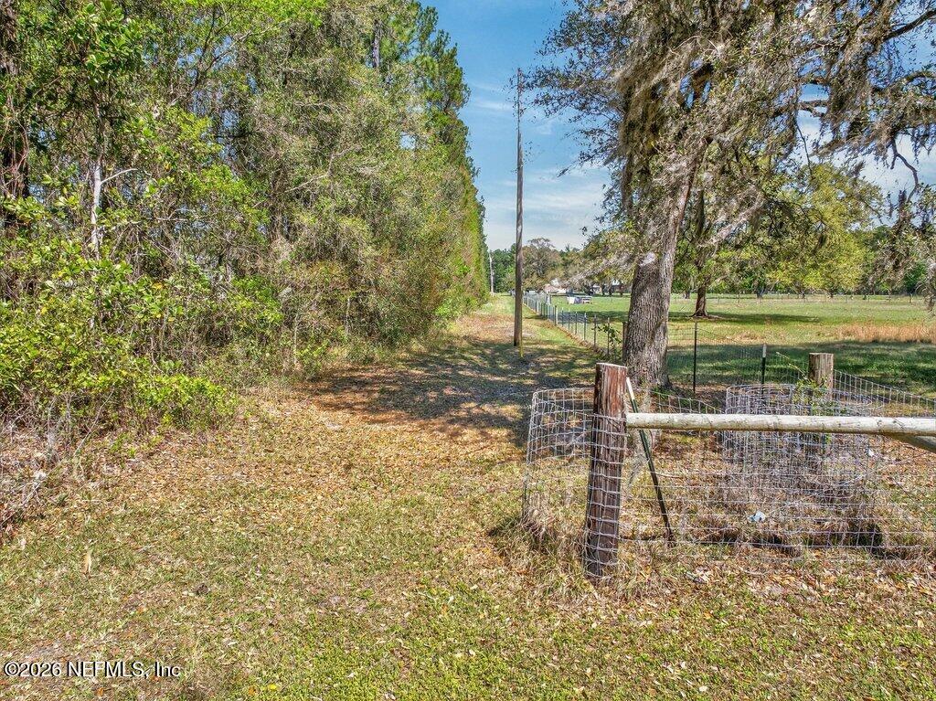 308 Palmetto Bluff Road Palatka, FL 32177 - Photo 4 of 47 006-308PalmettoBluffRoad-Palatka-FL-3217