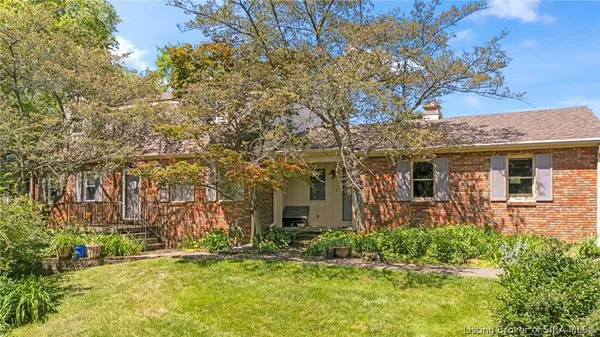 $699,000 | 307 Hillcrest Drive, Madison, IN 47250
