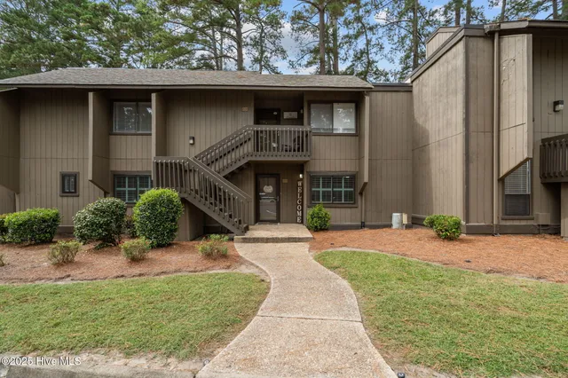 $550,000 | 115 Beulah Hill Road South, Unit 112, Pinehurst, NC 28374