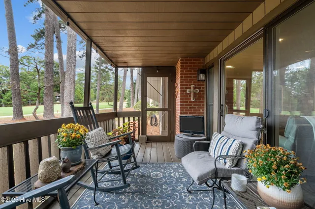 $550,000 | 115 Beulah Hill Road South, Unit 112, Pinehurst, NC 28374