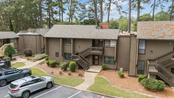 $550,000 | 115 Beulah Hill Road South, Unit 112, Pinehurst, NC 28374