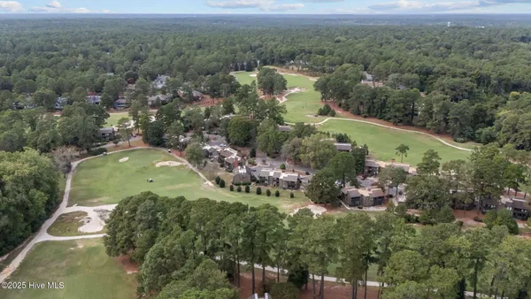 $550,000 | 115 Beulah Hill Road South, Unit 112, Pinehurst, NC 28374