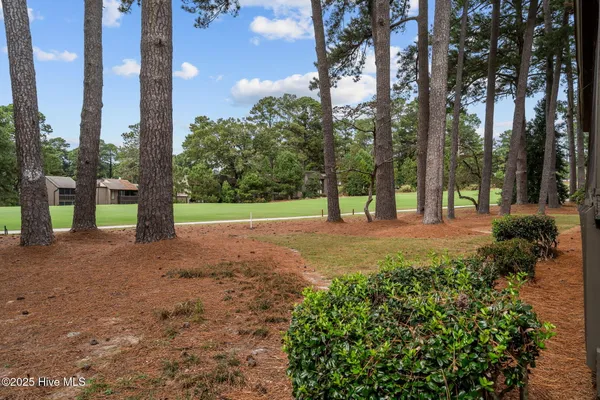$550,000 | 115 Beulah Hill Road South, Unit 112, Pinehurst, NC 28374