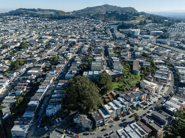 $380,000 | 1 Head Street, San Francisco, CA 94112