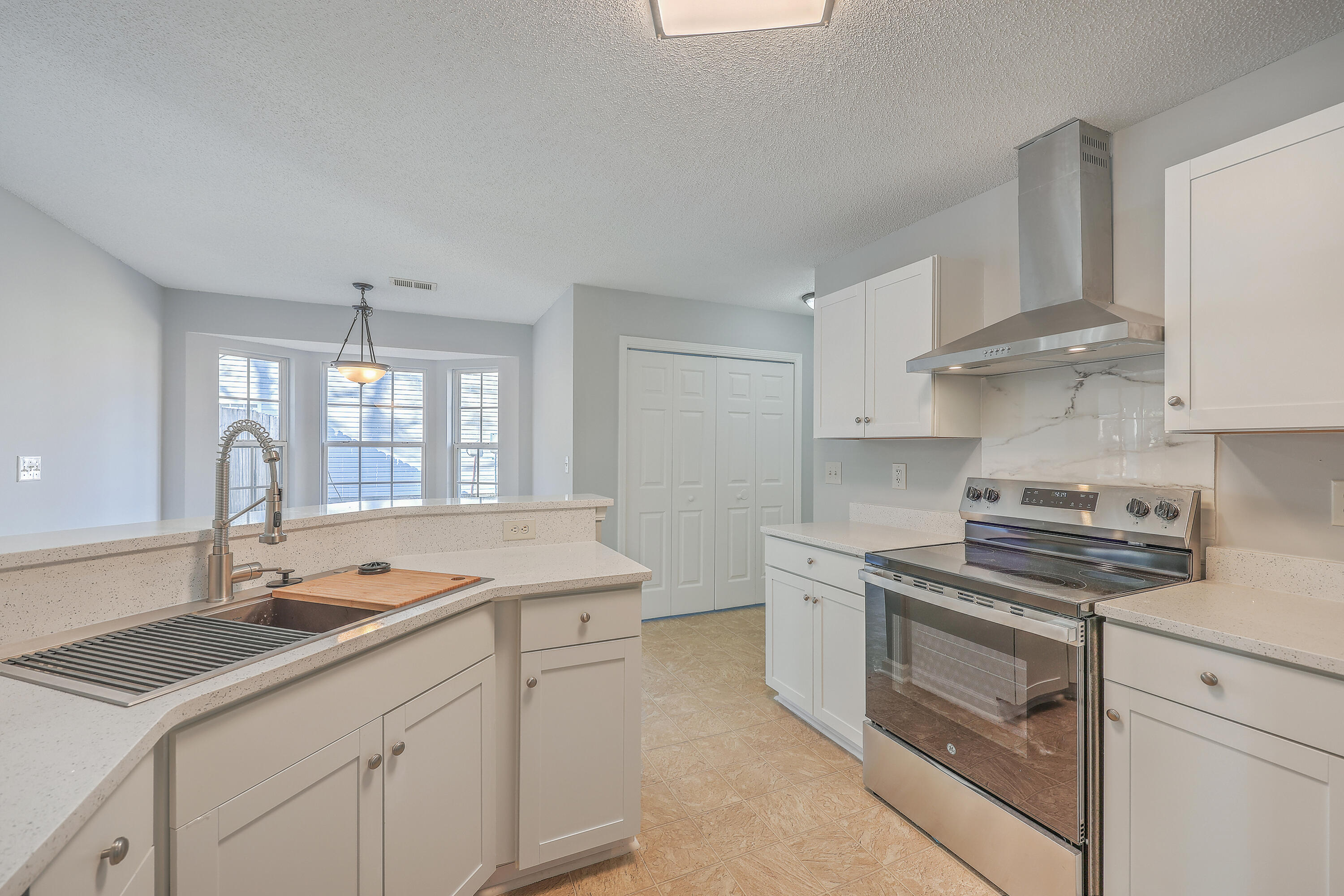 1338 Belle Grove Circle Hanahan, SC 29410 - Photo 12 of 27 ZYN_4639_40_41_42_43_44_45