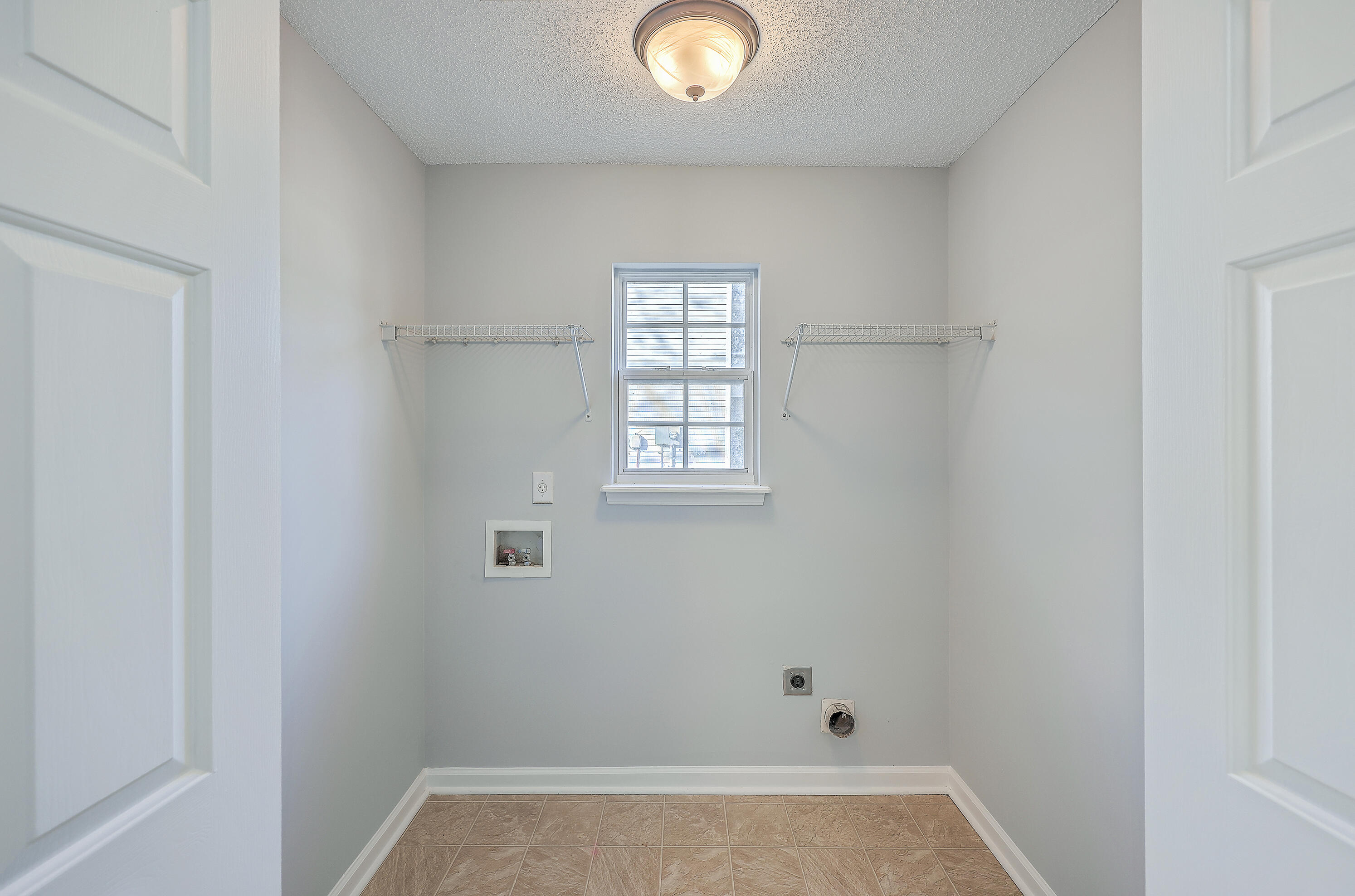 1338 Belle Grove Circle Hanahan, SC 29410 - Photo 14 of 27 ZYN_4653_4_5_6_7_8_9