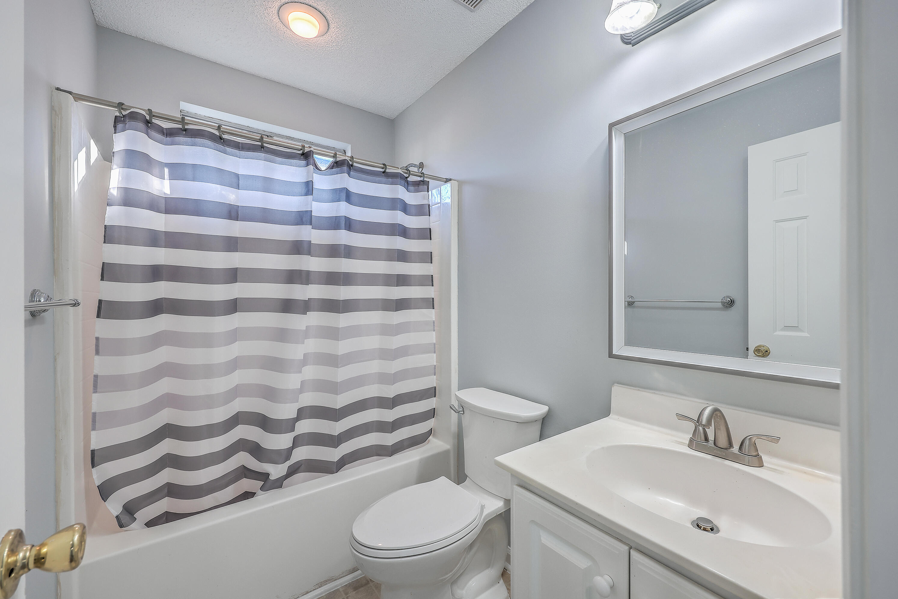 1338 Belle Grove Circle Hanahan, SC 29410 - Photo 23 of 27 ZYN_4723_4_5_6_7_8_9