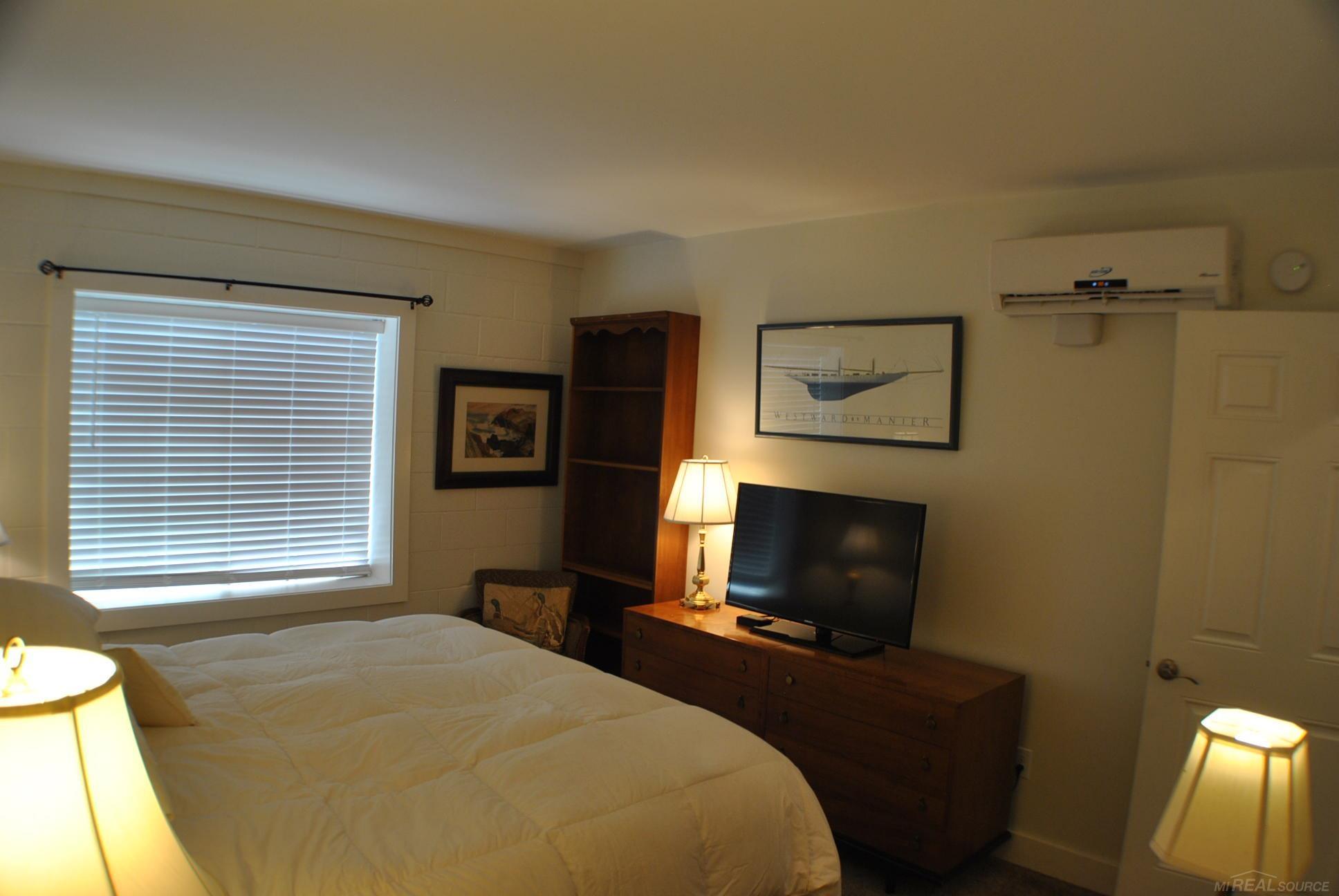 1128 Minnesota Road Port Huron, MI 48060 - Photo 29 of 40