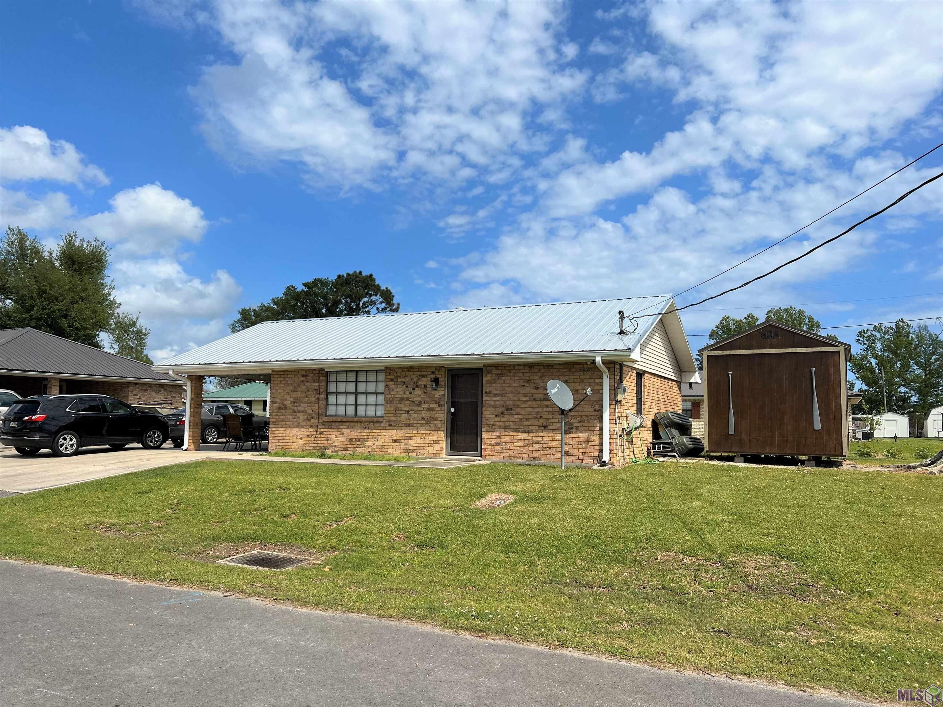 229 Marcelle Street Larose, LA 70373 - Photo 2 of 31