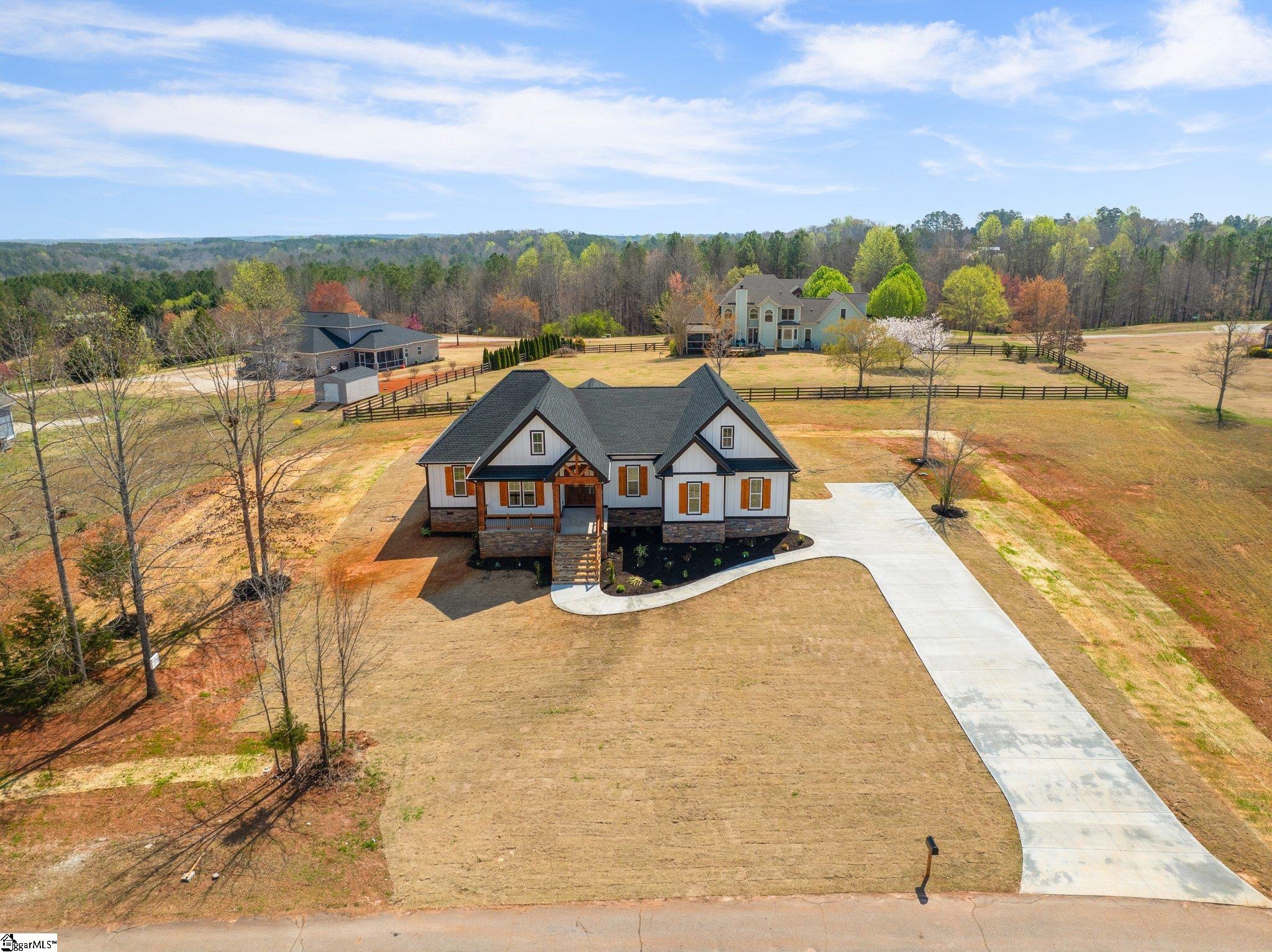 510 Lariat Loop Seneca, SC 29672 - Photo 2 of 36