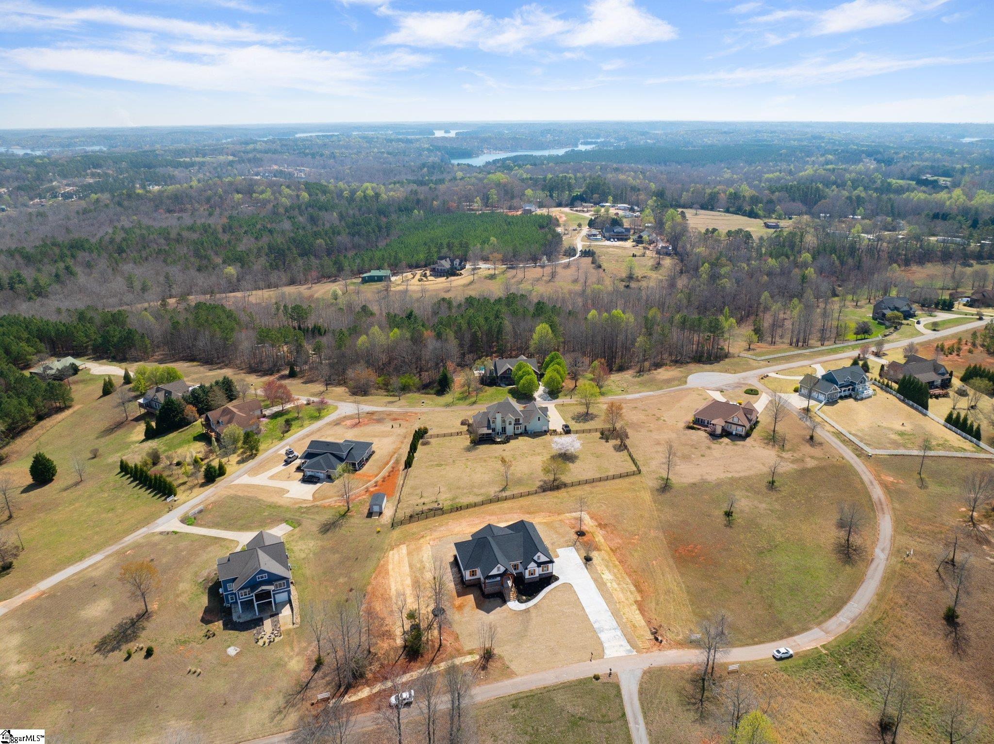 510 Lariat Loop Seneca, SC 29672 - Photo 4 of 36