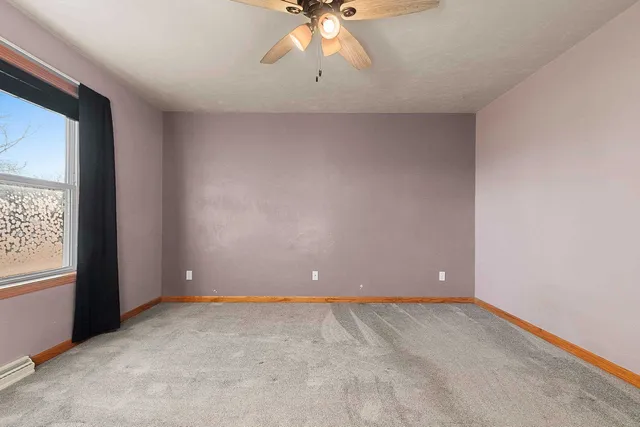 $394,900 | 552 Songbird Avenue, Wrightstown, WI 54180