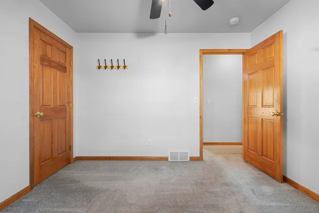 $394,900 | 552 Songbird Avenue, Wrightstown, WI 54180