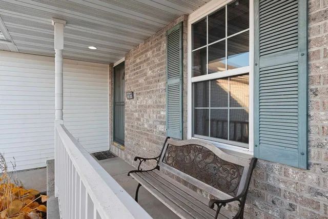 $394,900 | 552 Songbird Avenue, Wrightstown, WI 54180