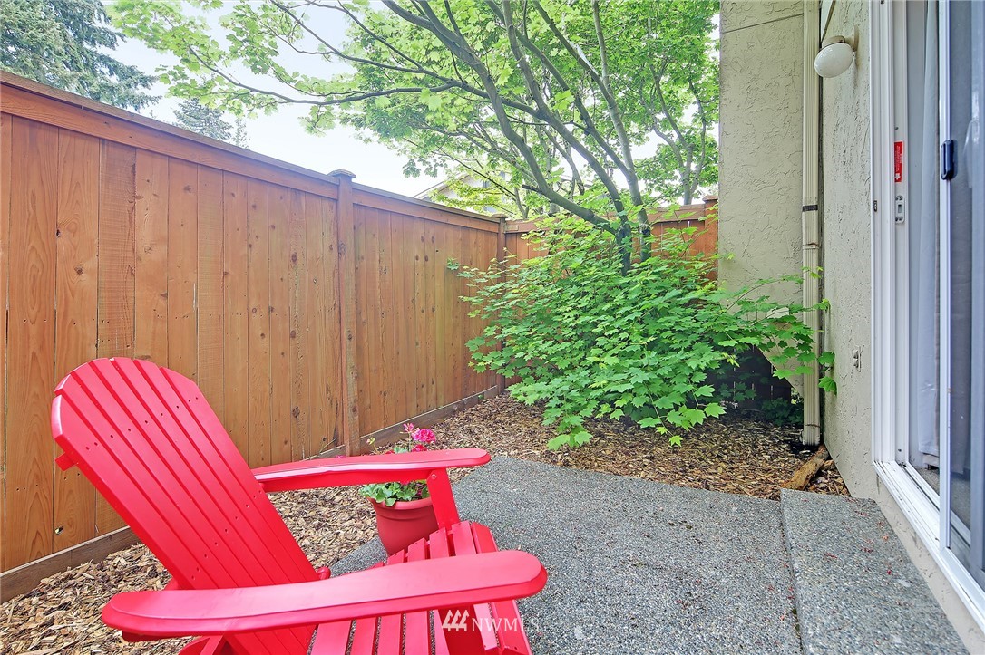 7740 196th Street Southwest, Unit 19 Edmonds, WA 98026 - Photo 21 of 22 Gallery Image 21