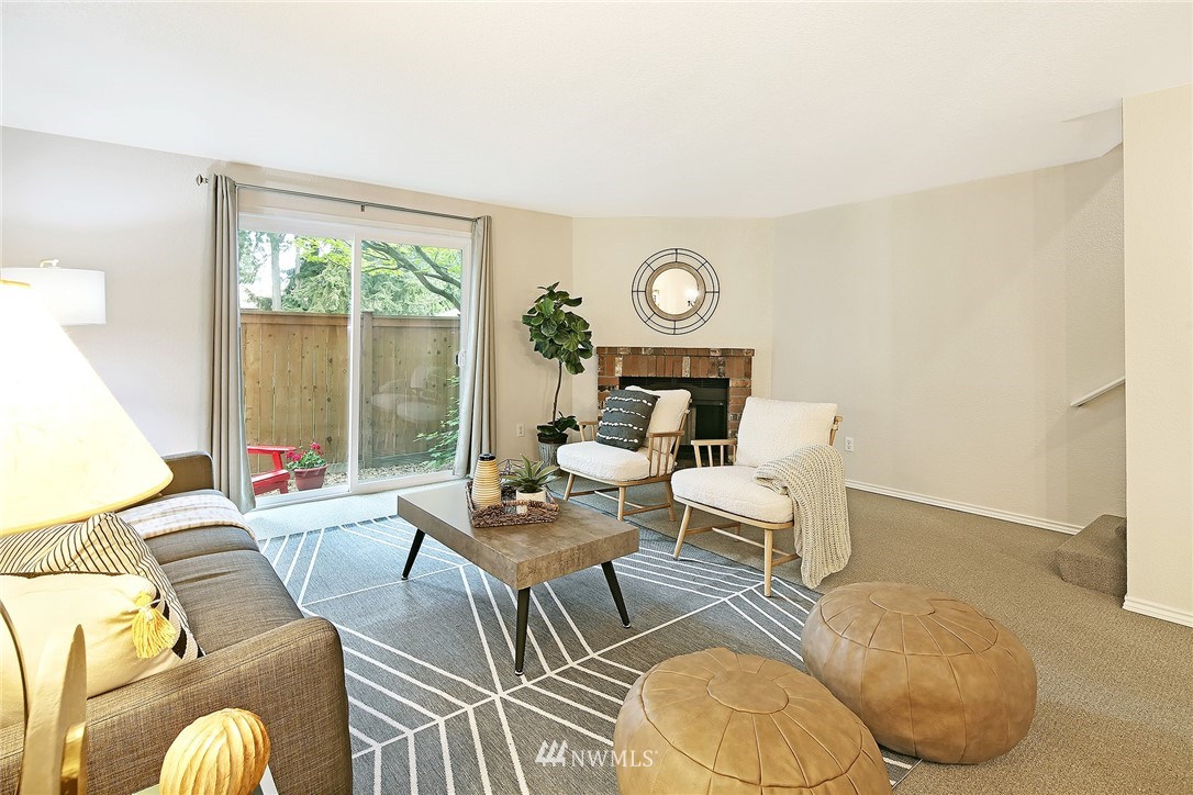 7740 196th Street Southwest, Unit 19 Edmonds, WA 98026 - Photo 5 of 22 Gallery Image 5