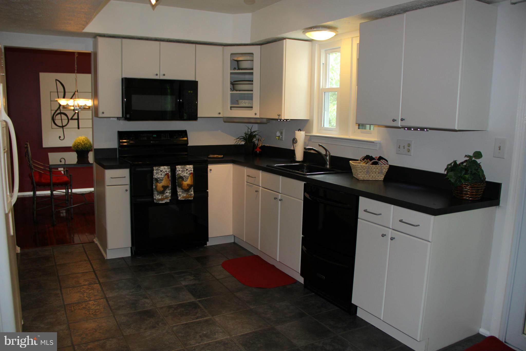 7809 Metacomet Road Hanover, MD 21076 - Photo 2 of 24 Kitchen