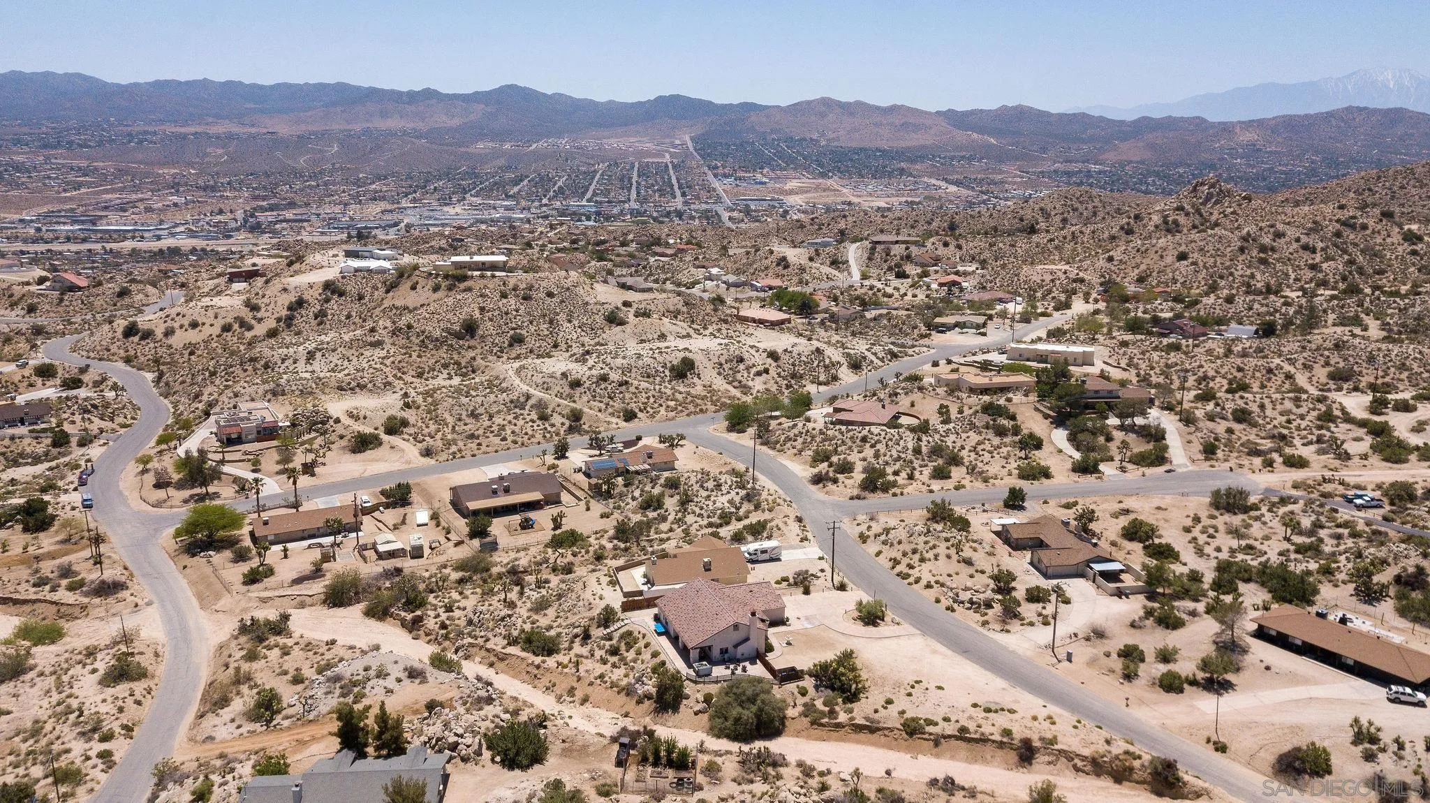 5833 San Rafael Road Yucca Valley, CA 92284 - Photo 2 of 64