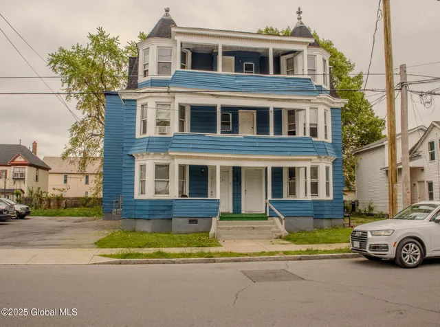 $685,000 | 1209 Congress Street, Schenectady, NY 12303