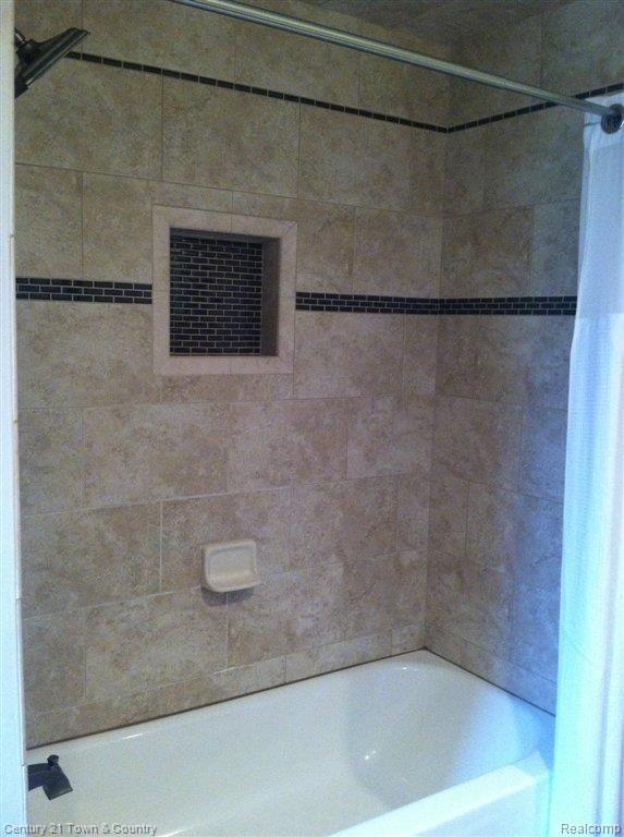2776 Ranieri Drive Troy, MI 48085 - Photo 13 of 24 IMG_1358.JPG