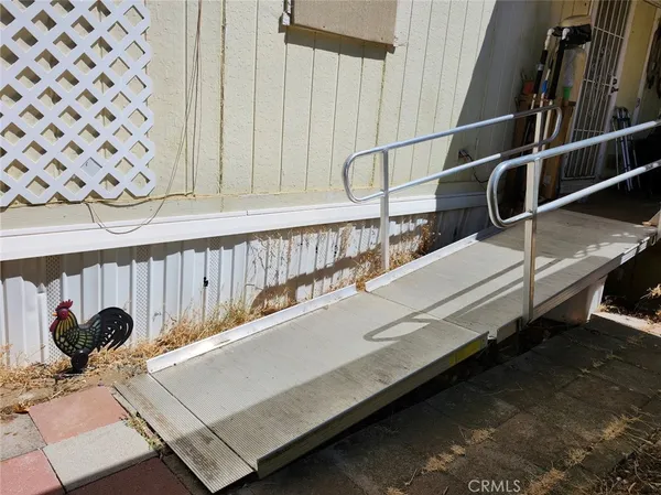 $320,000 | 3950 Emile Avenue, Clearlake, CA 95422