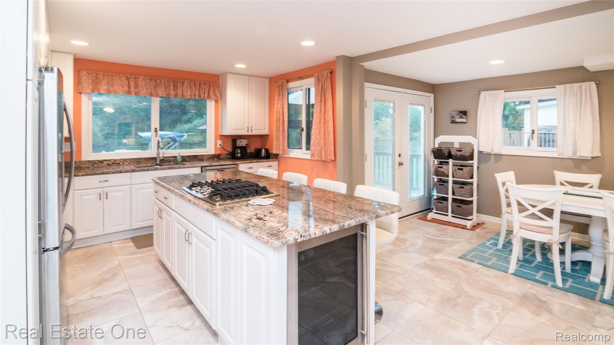 9108 Mcgregor Road Pinckney, MI 48169 - Photo 9 of 48 dsc_6453.jpg