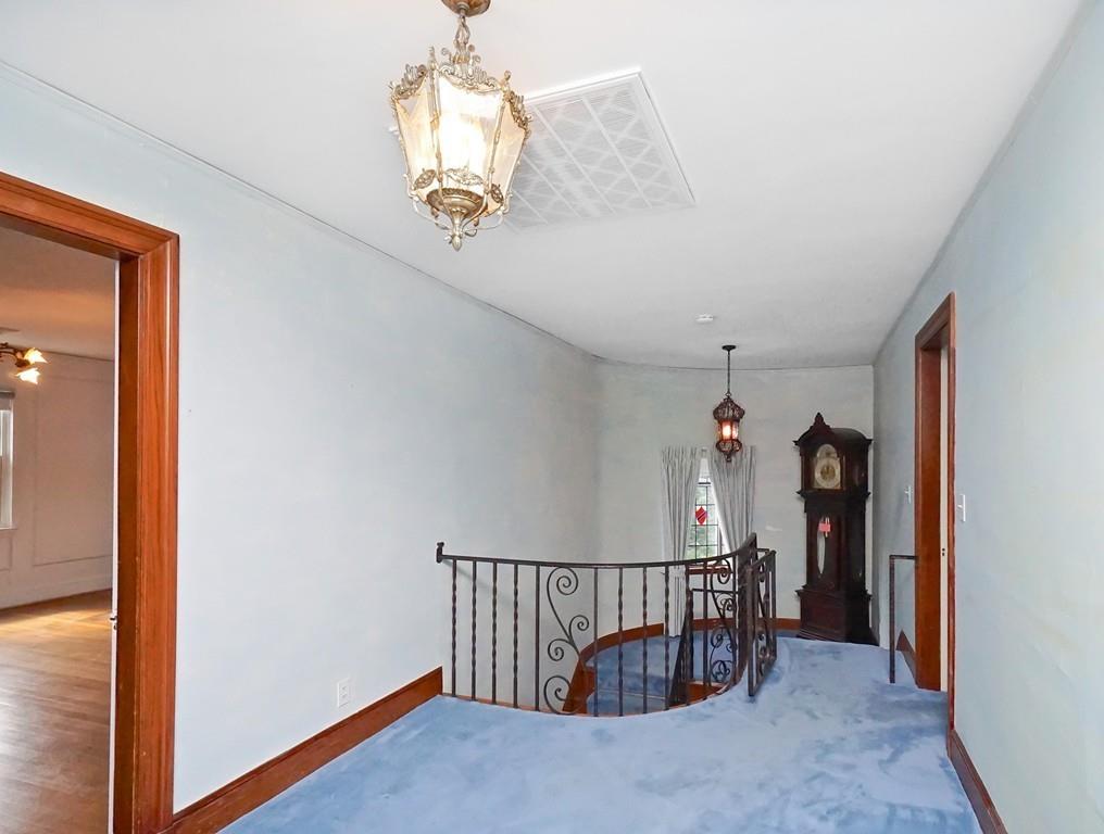 44 Dolphin Road Newton, MA 02459 - Photo 20 of 33