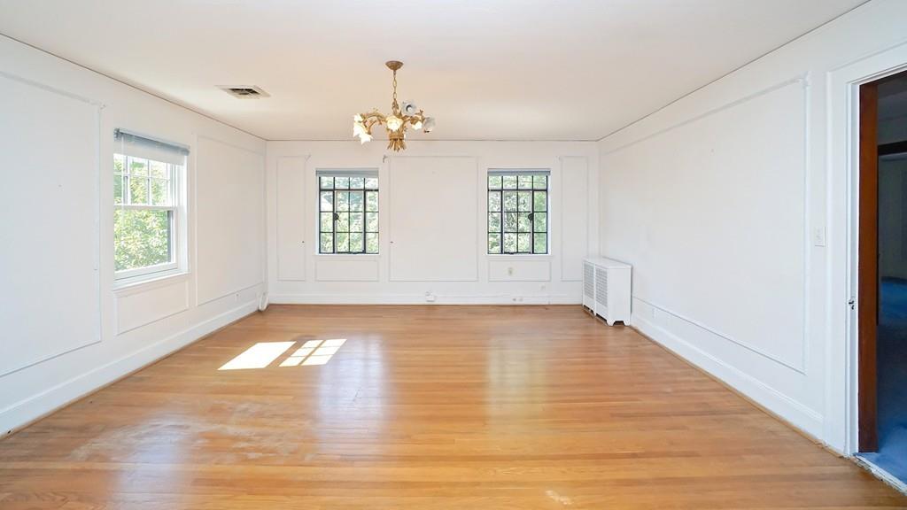 44 Dolphin Road Newton, MA 02459 - Photo 21 of 33