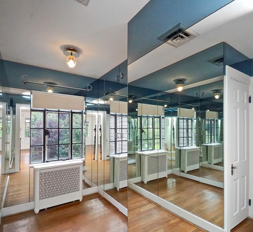 44 Dolphin Road Newton, MA 02459 - Photo 24 of 33