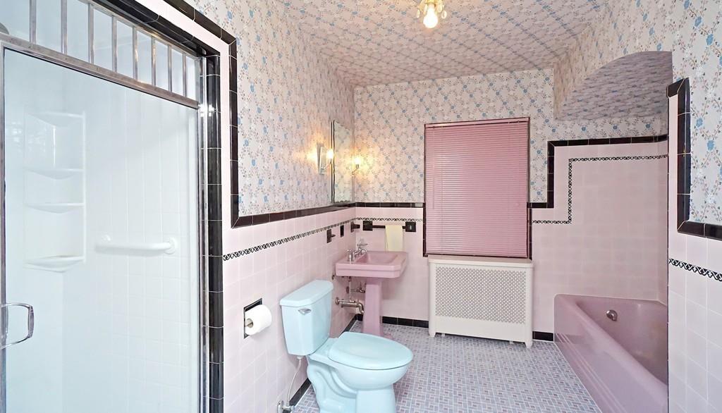 44 Dolphin Road Newton, MA 02459 - Photo 25 of 33