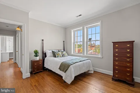 $1,490,000 | 539 South Columbus Street, Alexandria, VA 22314