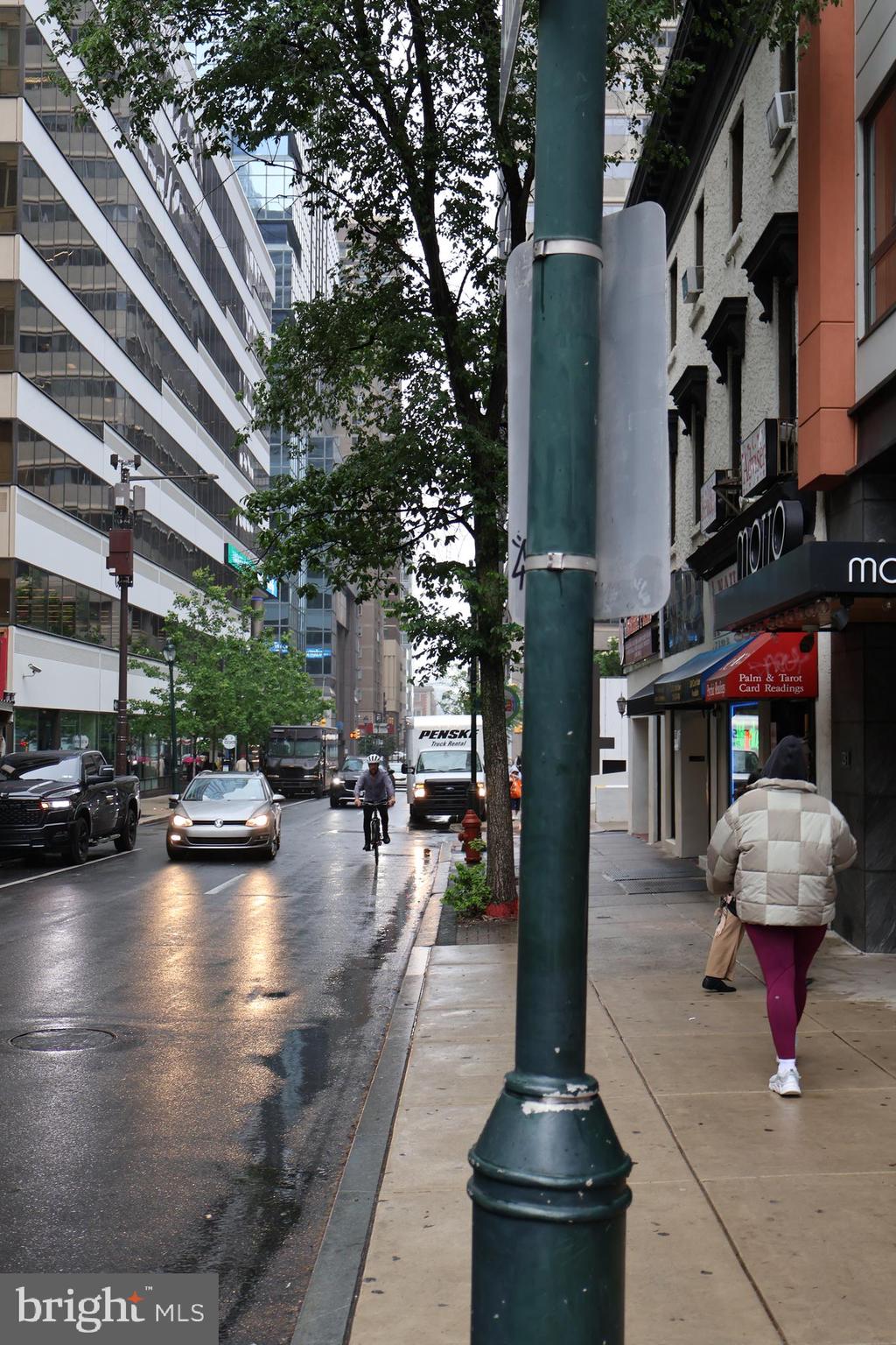 33 South 19th Street Philadelphia, PA 19103 - Photo 24 of 25 a front view of a building with street view