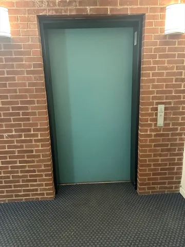 $2,600 | 62 East Central Street, Unit 302, Natick, MA 01760