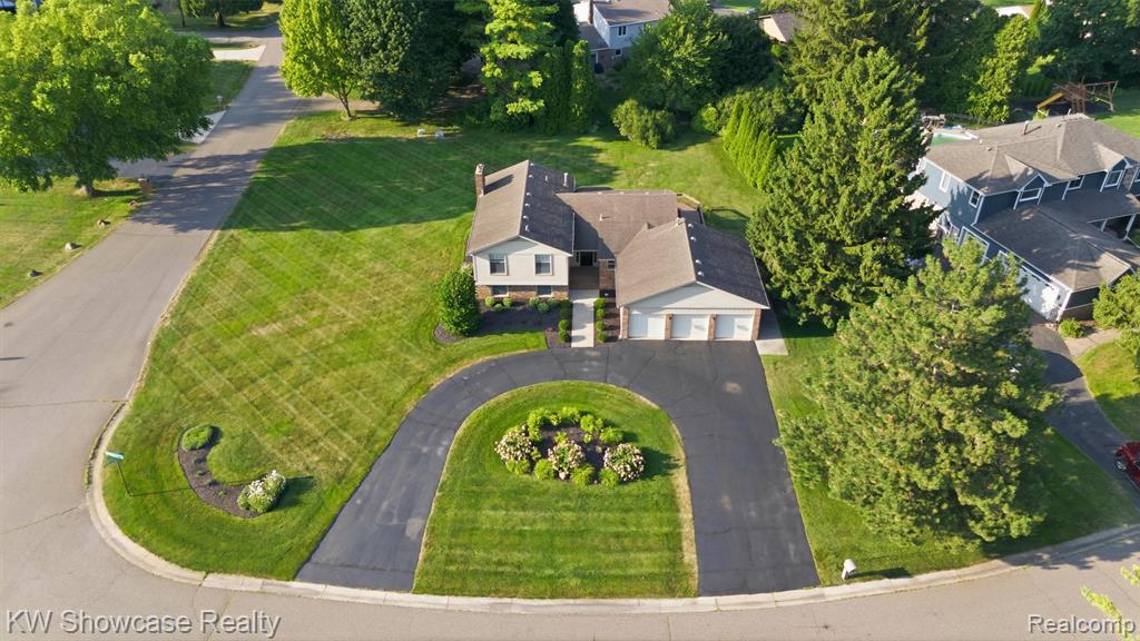 3260 Ravinewood Drive Commerce Township, MI 48382 - Photo 61 of 75 Gallery Image 61