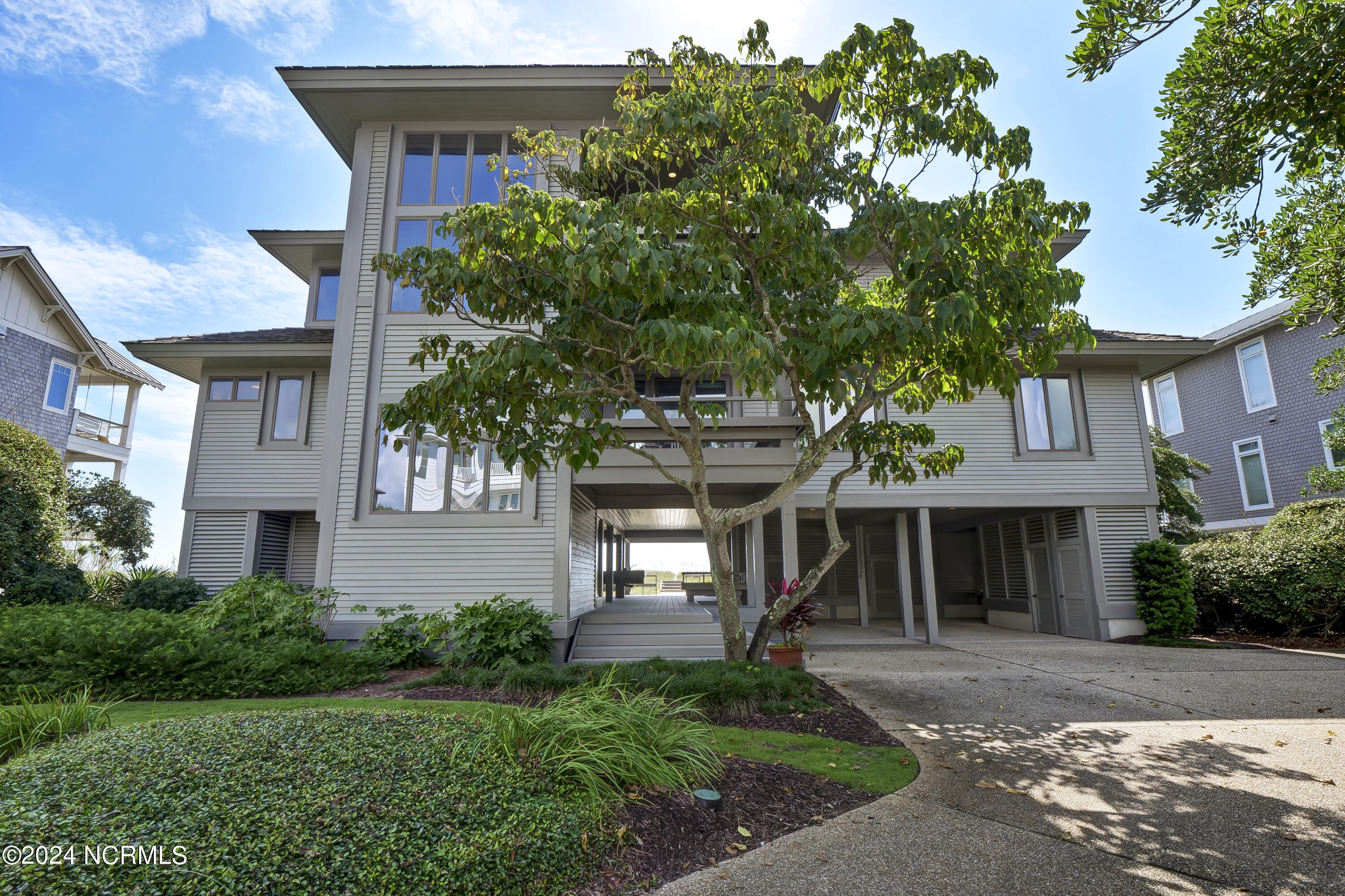 314 Beach Road North Wilmington, NC 28411 - Photo 3 of 73 002_pja12860_38