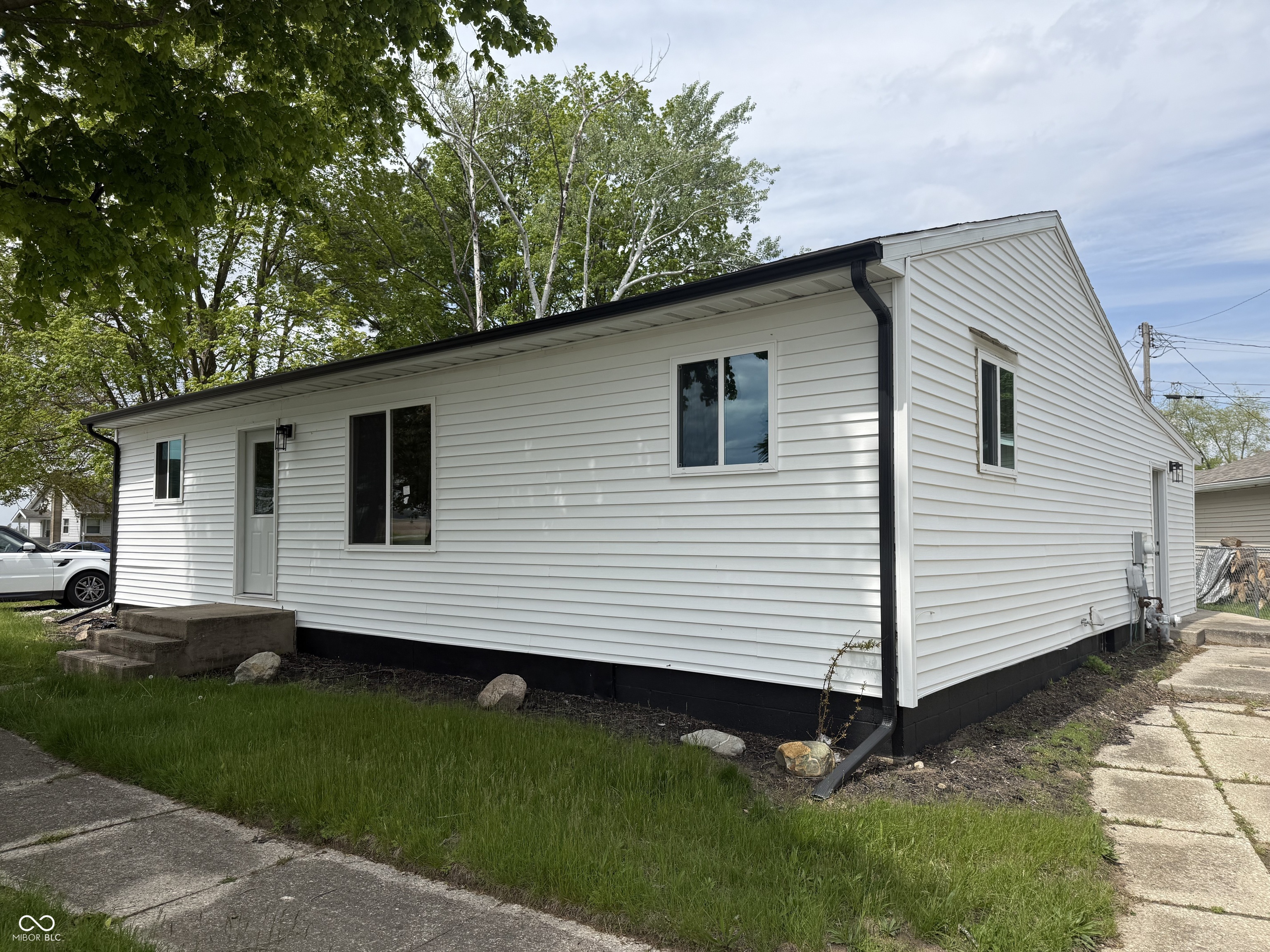 562 Roanoke Road Kingsford Heights, IN 46346 - Photo 1 of 14
