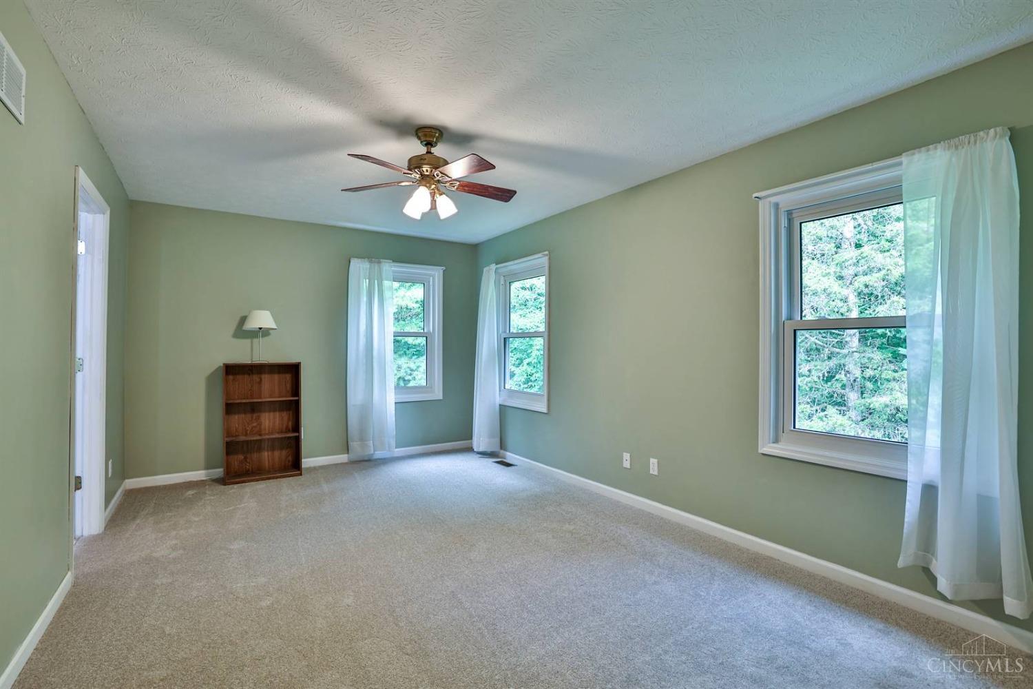 1042 Redbird Road Loveland, OH 45140 - Photo 18 of 42