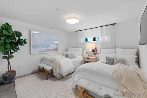 $3,125,000 | 3301 Lincoln Street, Carlsbad, CA 92008