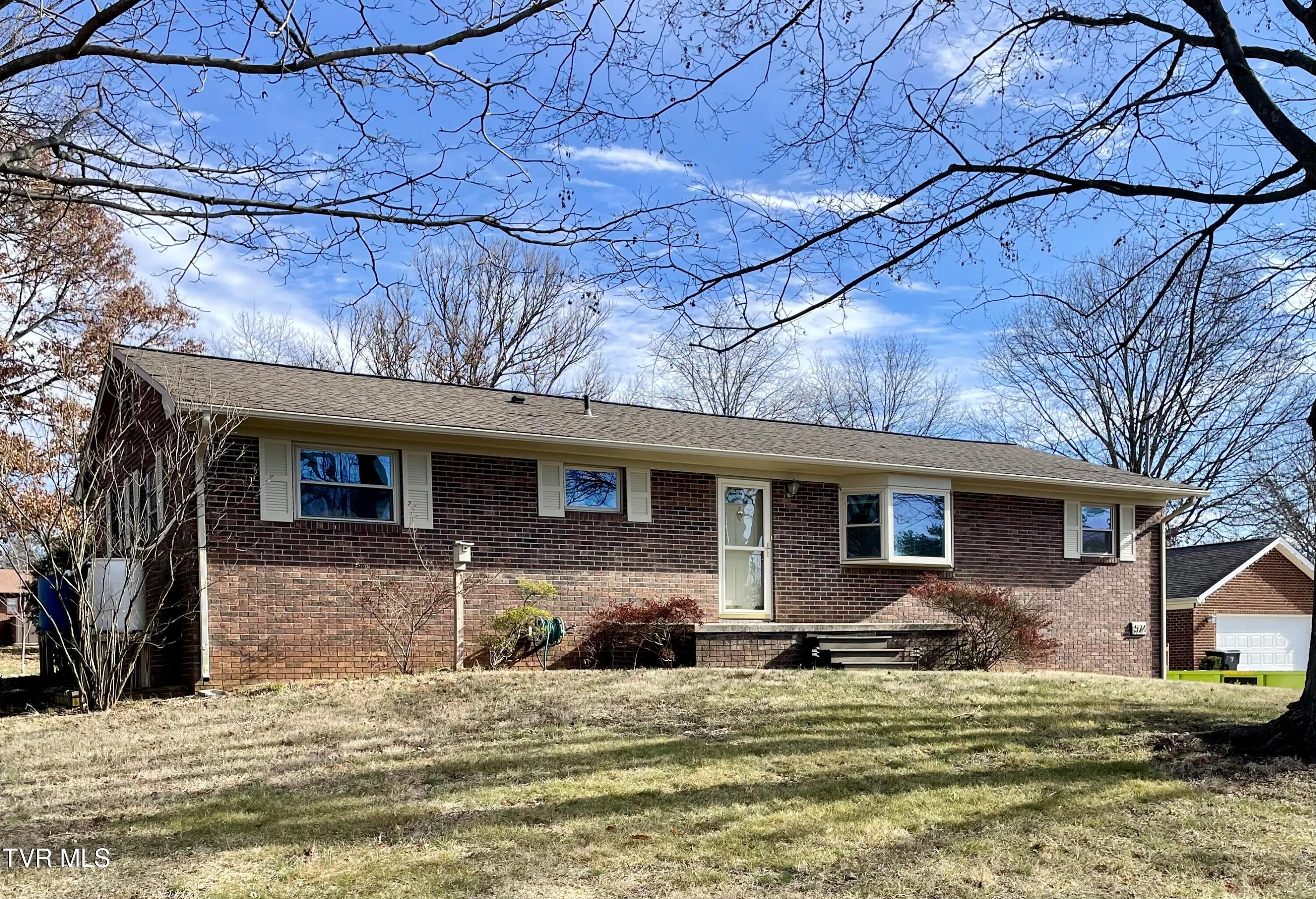 574 Marie Street Talbott, TN 37877 - Photo 1 of 18 IMG_5182