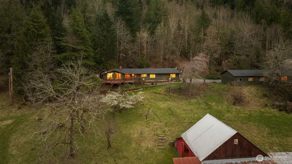 $1,050,000 | 31014 128th Street East, Buckley, WA 98321