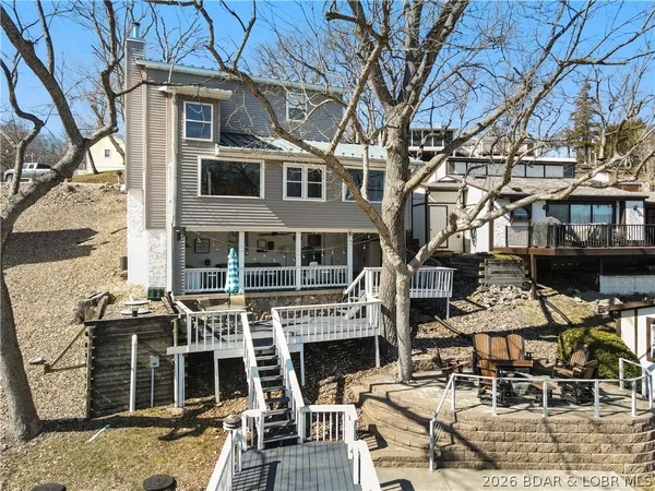 $610,000 | 44 Oasis Point, Camdenton, MO 65020