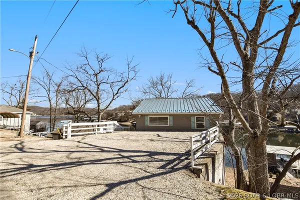 $610,000 | 44 Oasis Point, Camdenton, MO 65020