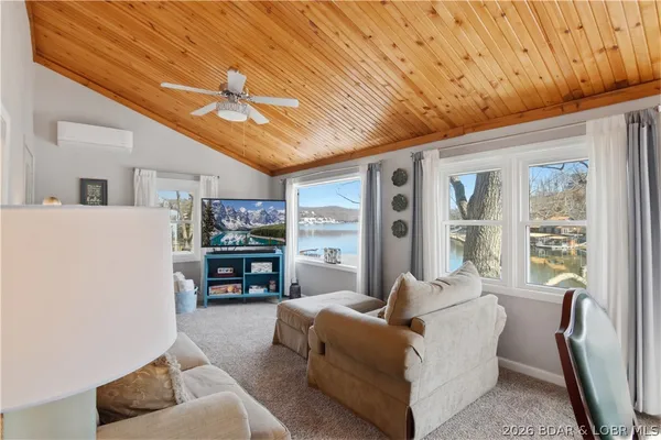 $610,000 | 44 Oasis Point, Camdenton, MO 65020